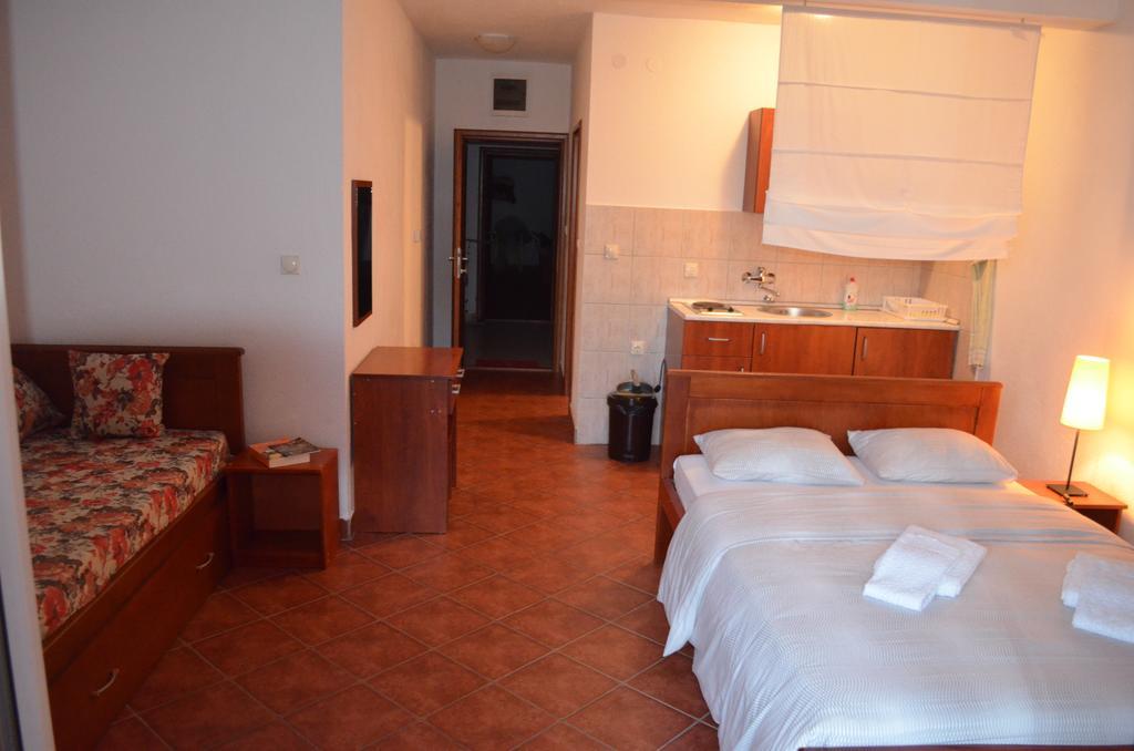 Apartments Villa Vanja Budva Room photo