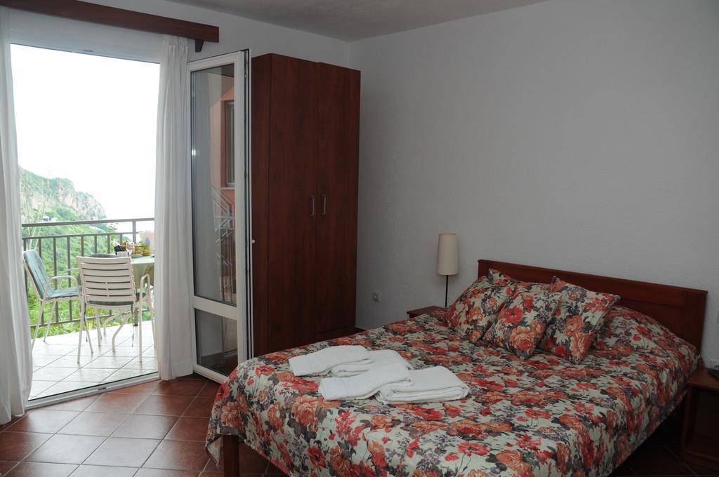Apartments Villa Vanja Budva Room photo